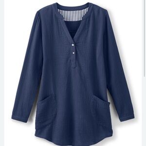 M Soft surrounding navy gauze tunic